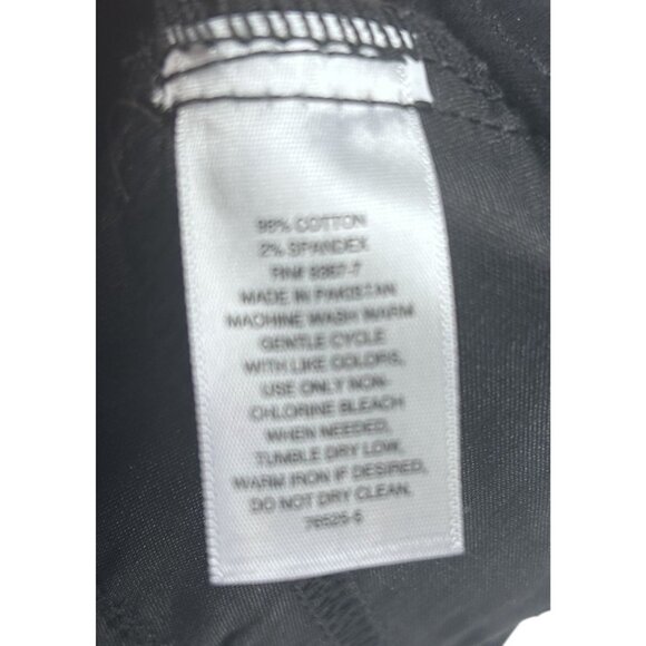 St. John's Bay Womens Black Capri Pants Size 4P Mid Rise Pockets NWT - Picture 6 of 12